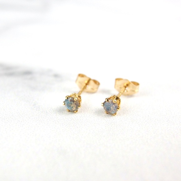 3mm labradorite stud earrings 14k GF - Picture 10 of 11